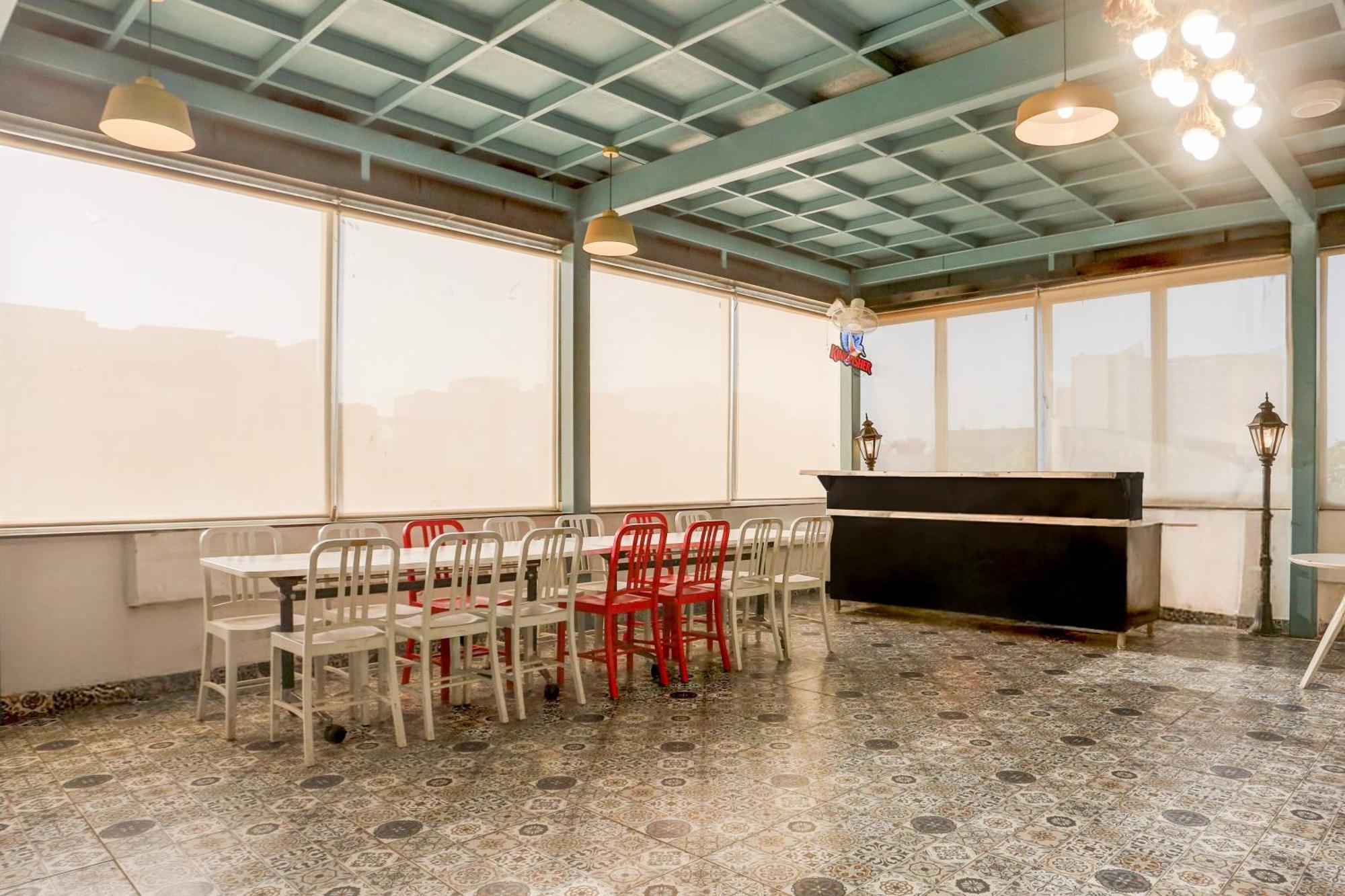 Super Townhouse Sushant Lok Phase 1 Formerly Hotel Neven Gurgaon Eksteriør bilde